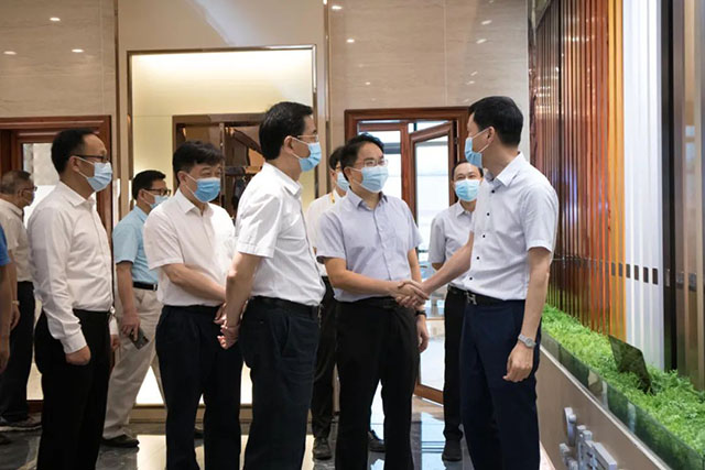 为高质量生长赋能|广西壮族自治区人大常委会莅临南宫NG28集团考察