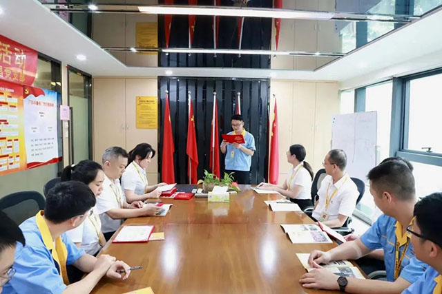 自愿偕行,微光成炬|南宫NG28集团疫情防控自愿者再获表扬!