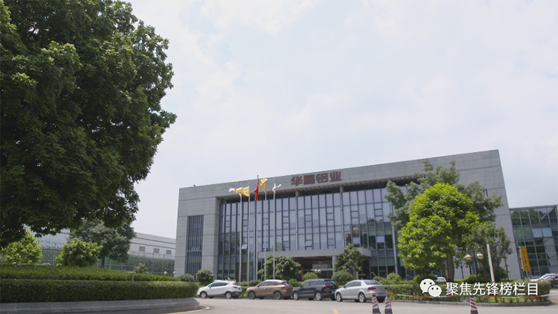 南宫NG28集团受邀央视对话“名嘴”水均益!